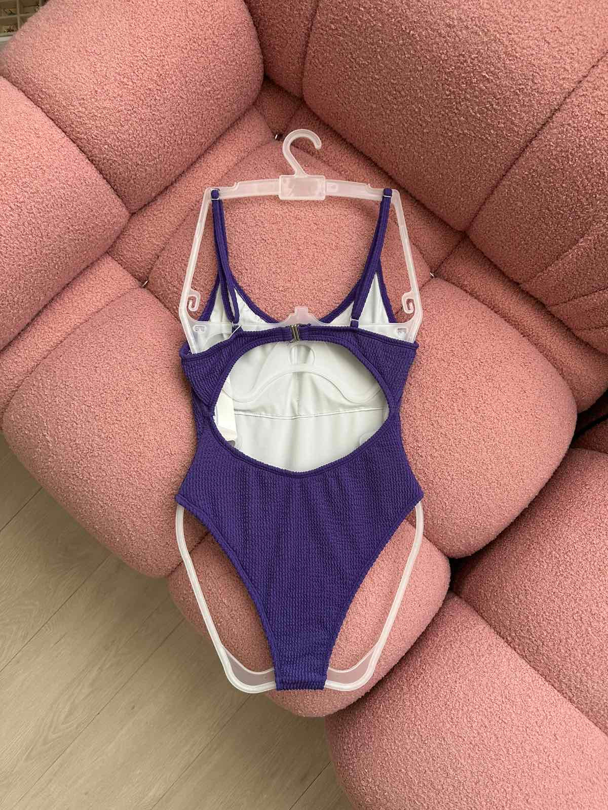 (S) Ava Clasp Back Ube