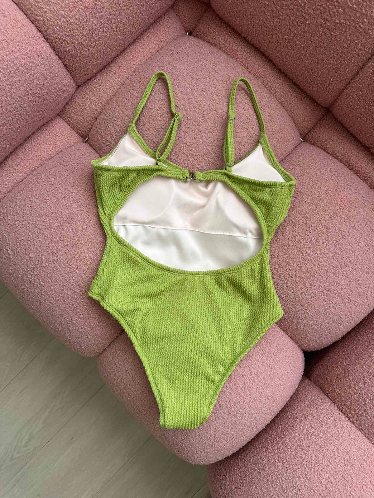 (M) Ava Clasp Back Green Tea