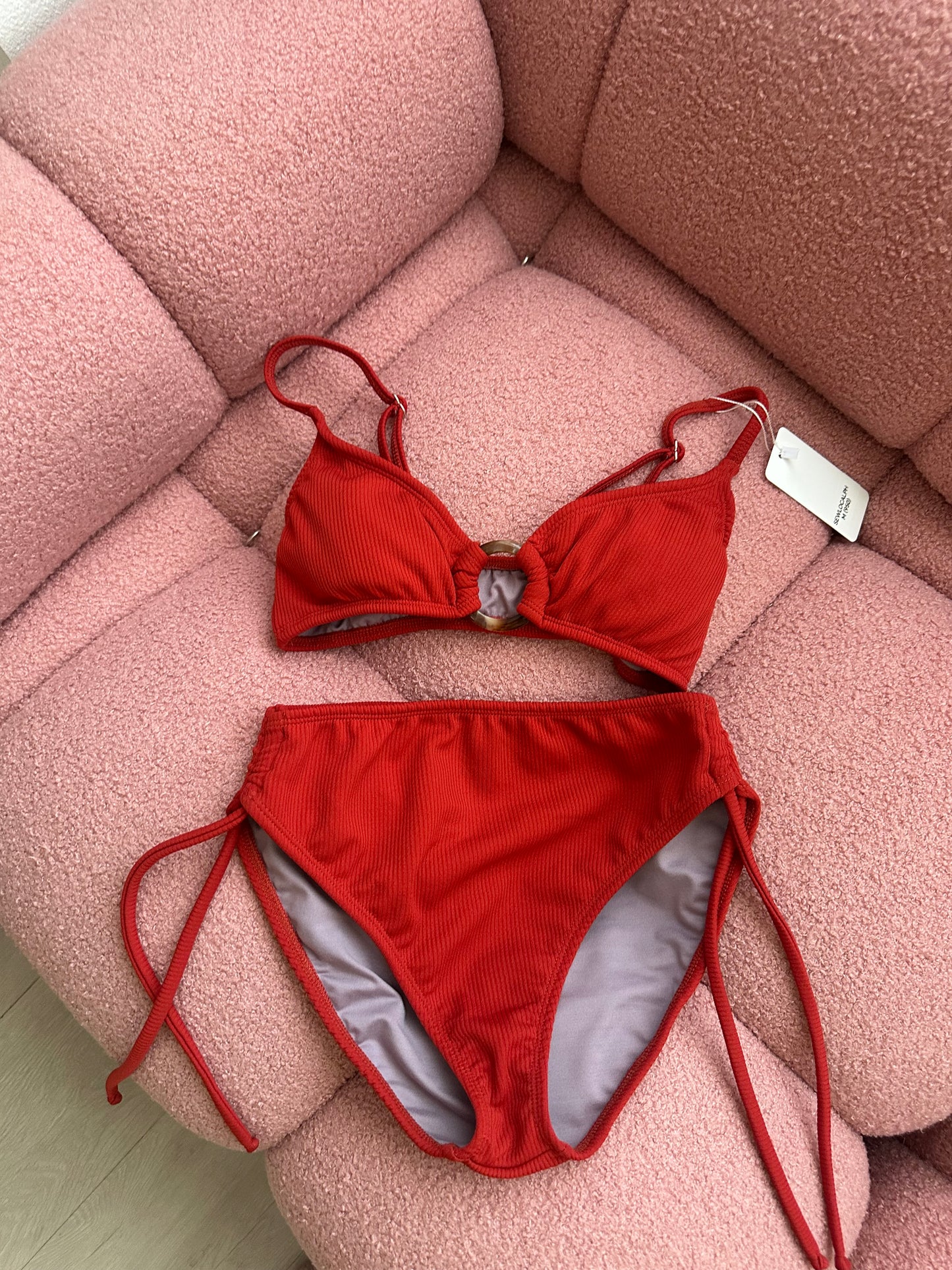 (M) MIA X SANDRA BOTTOMS