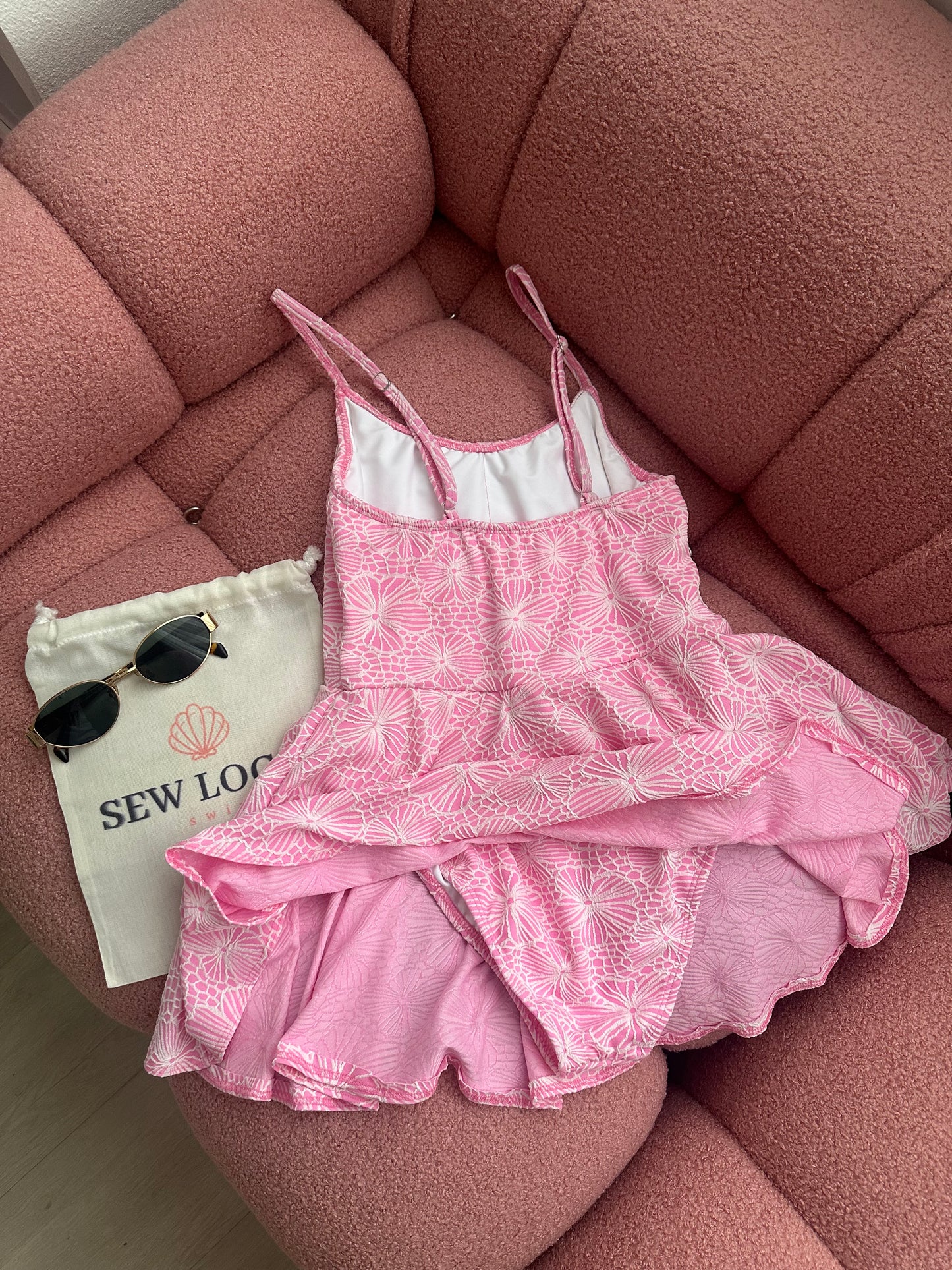 (S) SKIRTKINI