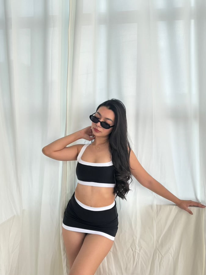 KYLIE TWOPIECE SKIRT OUTLINED