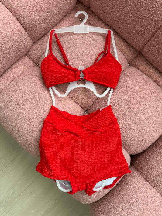 (XS) Mia w/ ring x V Boyshorts