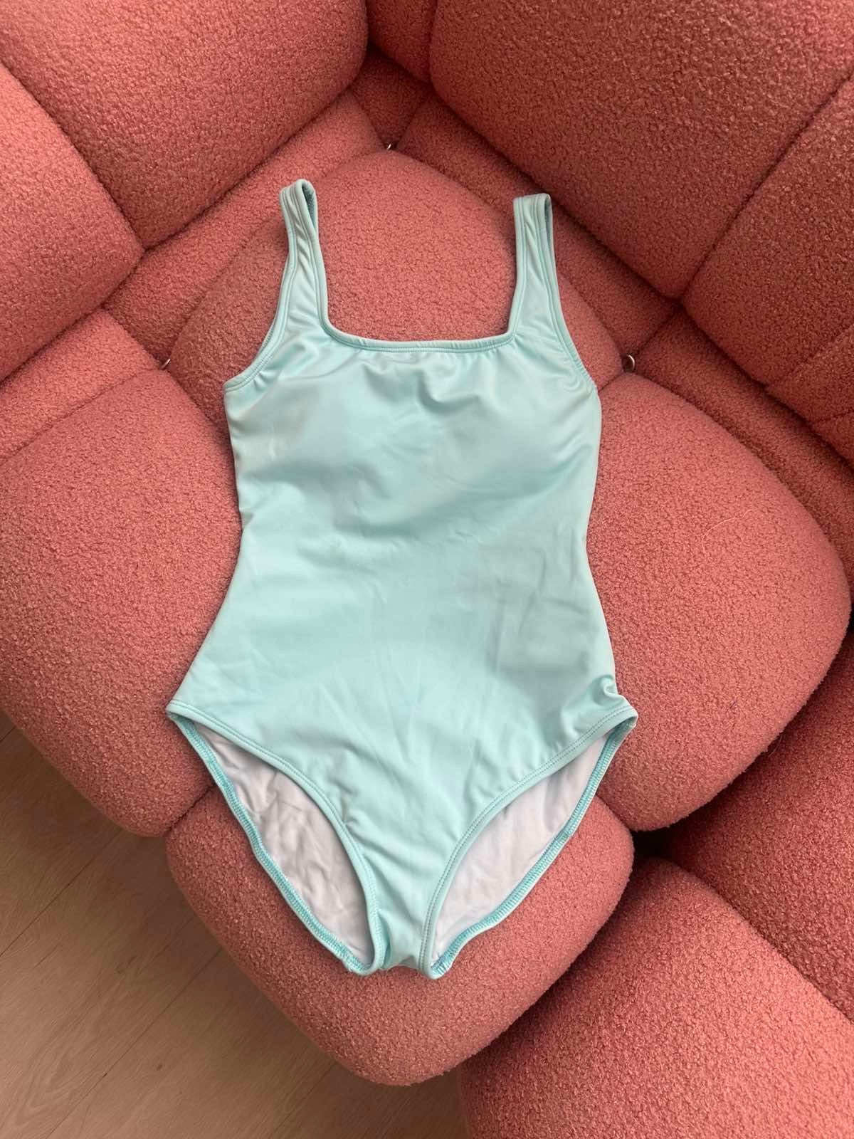 (M) Light Sky Blue